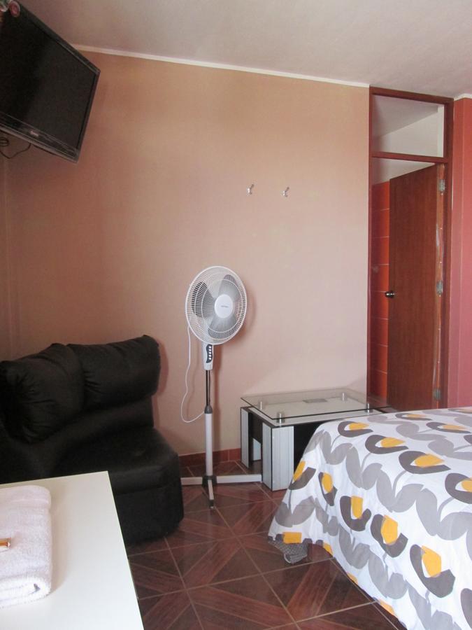 Hostal Caprichos Huacho Exterior foto