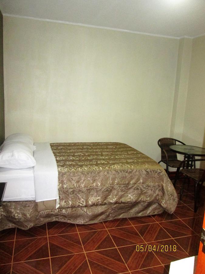 Hostal Caprichos Huacho Exterior foto