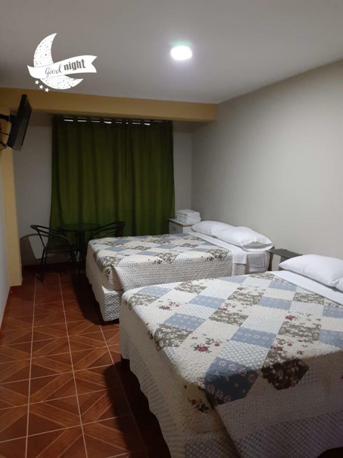 Hostal Caprichos Huacho Exterior foto