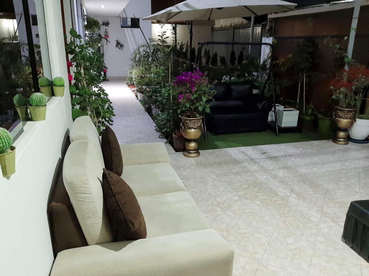 Hostal Caprichos Huacho Exterior foto