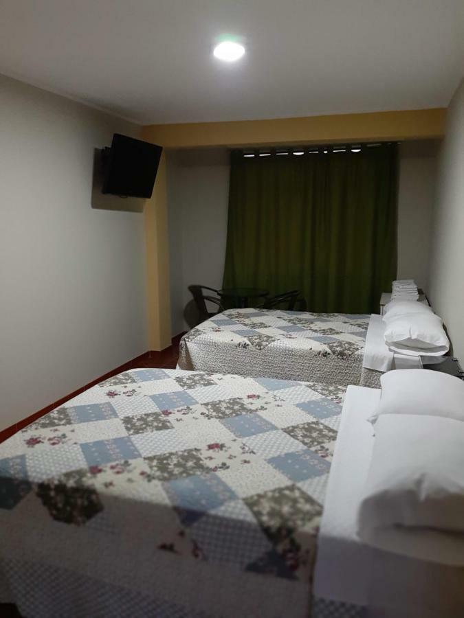 Hostal Caprichos Huacho Exterior foto